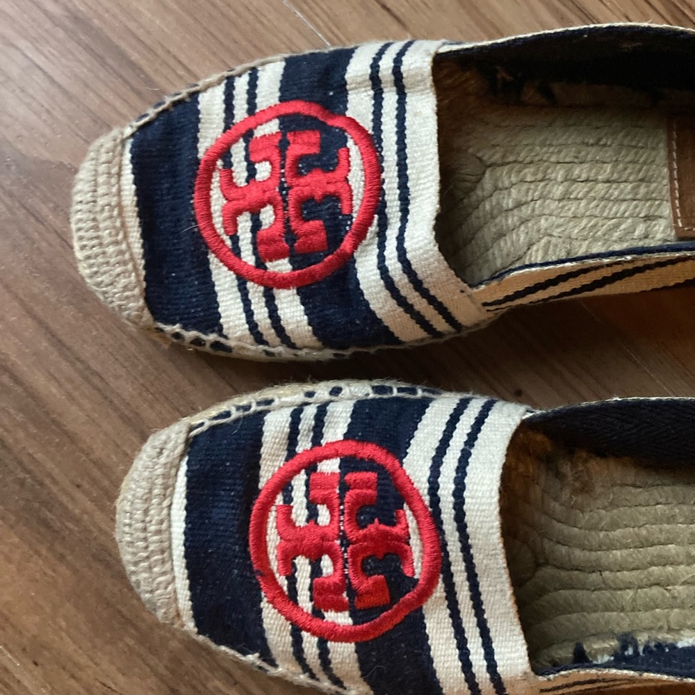 Tory Burch Navy and Cream Striped Espadrilles with Red Logo - Picture 2 of 4